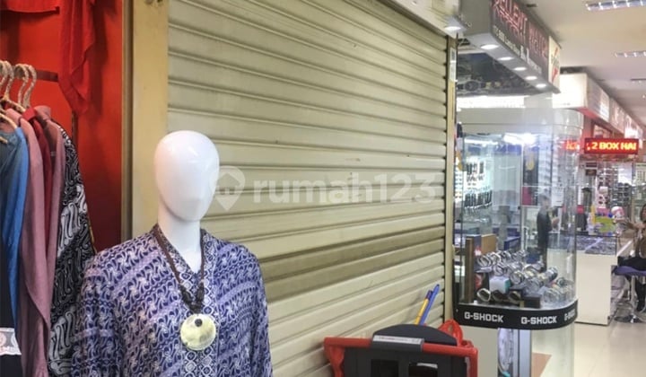 ITC BSD Ground Floor Kiosk, Area 7.6 M, Busy Location, Easy to Rent