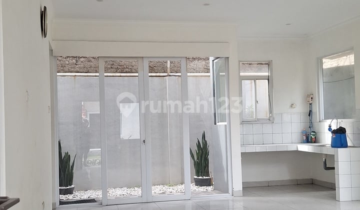 Dijual Cepat Rumah Unfurnished Shm - Sertifikat Hak Milik Di Jl Kopo Permai Bandung