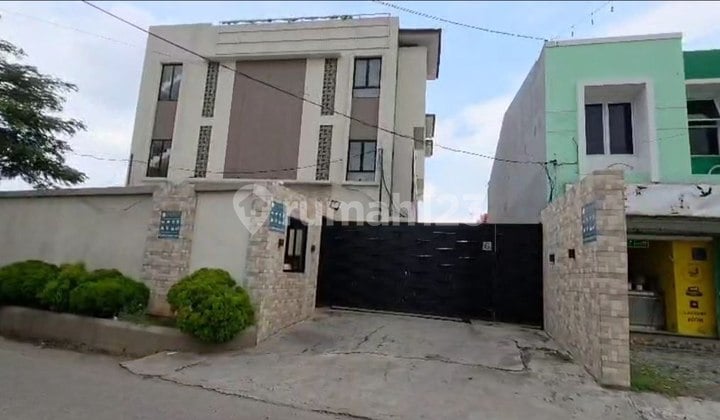 Rumah Kost 68 Kamar Full Furnished Full Terisi Sewa Dekat Alun-Alun Karawang