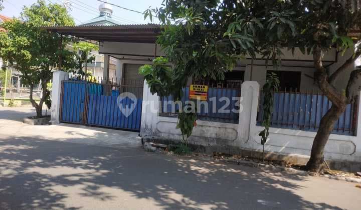 Di Jual Rumah Murah Pinggir Jalan di Depok