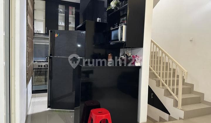 Di Jual Rumah Semi Furnished di Semanan Jakarta Barat