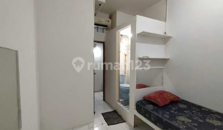 Di Jual Kost 23 Kamar TERISI FULL Akses Mobil TERISI FULL di Taman CosMos Jakarta Barat