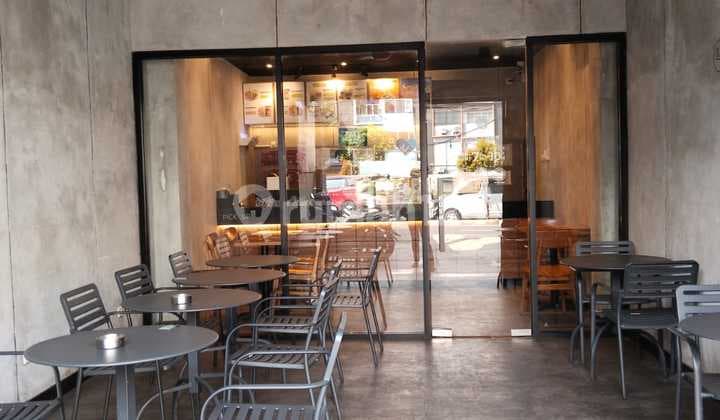 Di Jual Ruko 3 Lantai Lokasi Ramai di Stasiun Depok