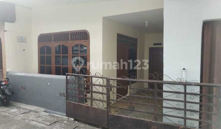 Di Jual Murah Rumah dan Kios di Depok 2