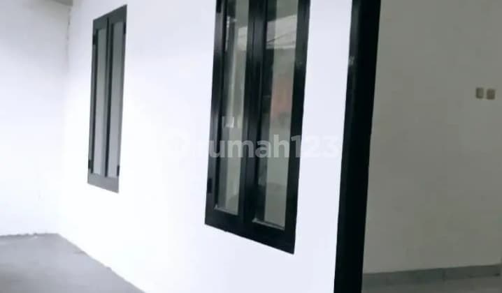 Di Jual Rumah Siap Huni 100m di Limo DEPOK