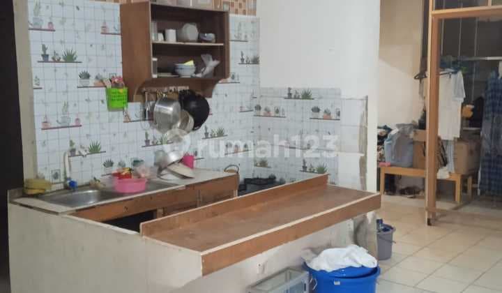 For Sale: 21-Room Boarding House, 1 House Unit, and 2 Kiosk Units Near Bintaro Mall