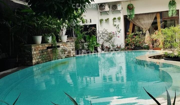 Rumah Semi Furnished Ada Swim Pool Di Duren Sawit Jaktim Bs17053