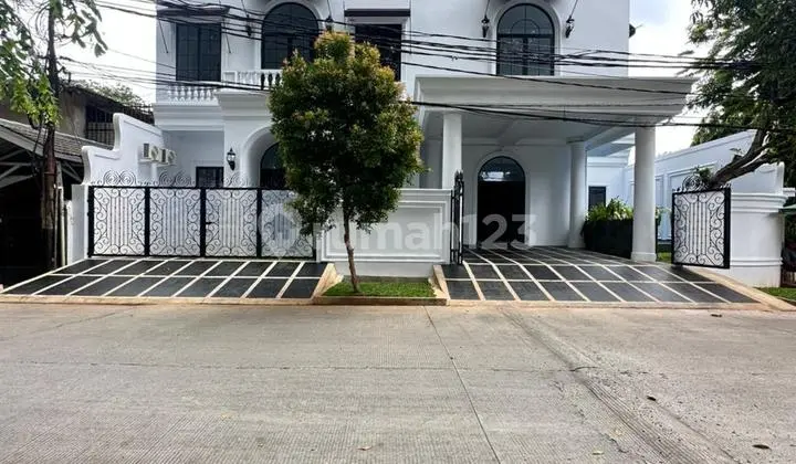 Rumah Modern 2023 dengan Kolam Renang di Bintaro Sektor 1 Nd-18038