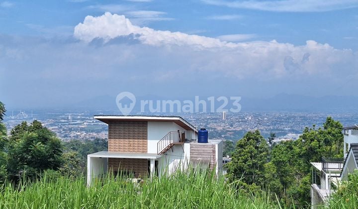 Beautiful Green City Resort Sindanglaya Hoek View Land Complex