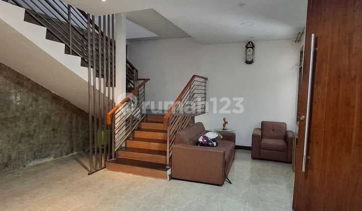 Pabrik/ Rumah / Ruko Jalan Raya Margahayu Kencana