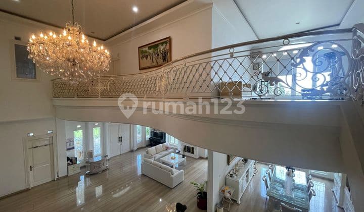 Jual Cepat Rumah Mewah Furnished Setraduta