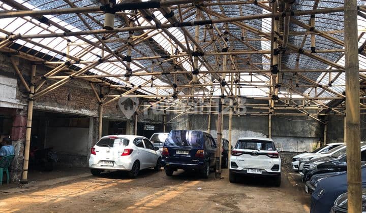 Central City Strategic Warehouse East Rajawali Road
