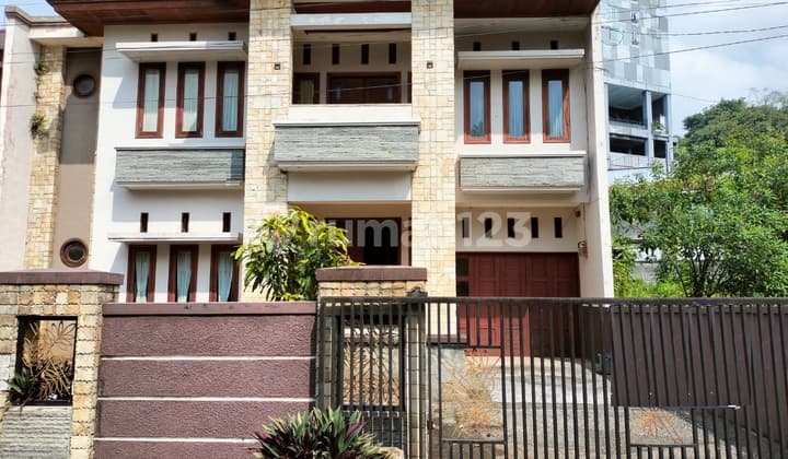 Rumah Bagus Siap Huni Di Cipaku Indah Setiabudi