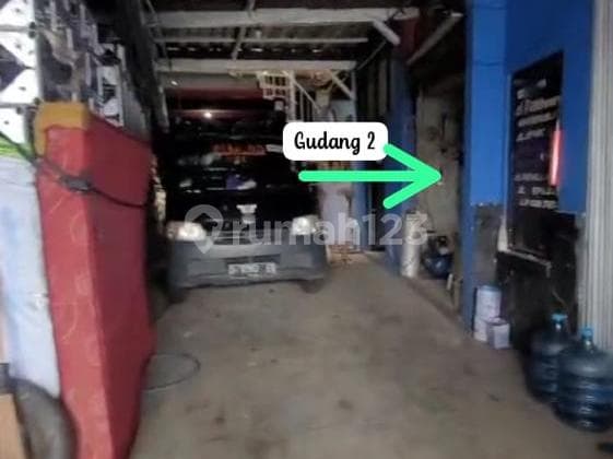 Selling Fast: Strategic House for Business on Main Road Kopo