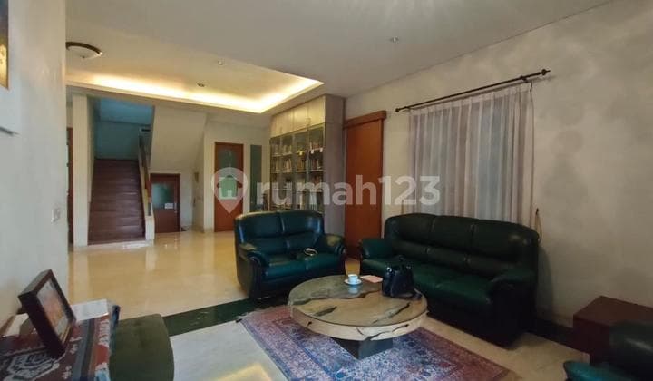 Rumah Cantik Mewah Semi Furnish Komplek Alamanda Dago Permai