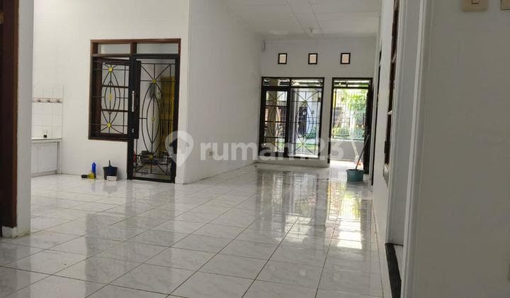 Rumah Bagus Siap Huni Taman Kopo Indah