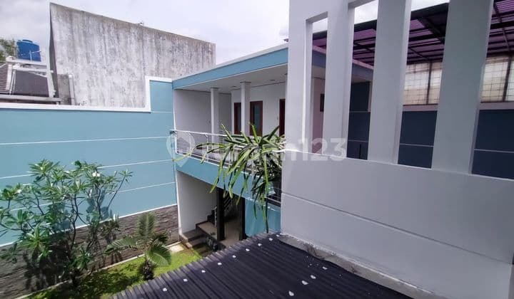 Dijual Rumah di Kompleks Batununggal Indah Mainroad