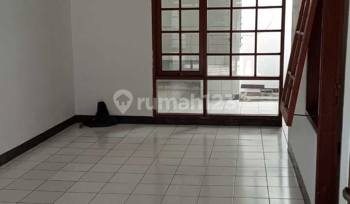 Rumah 1 Lantai di Taman Holis Indah, Bandung