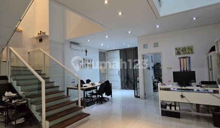 Landed Houses with SHM in Batununggal Indah Estate