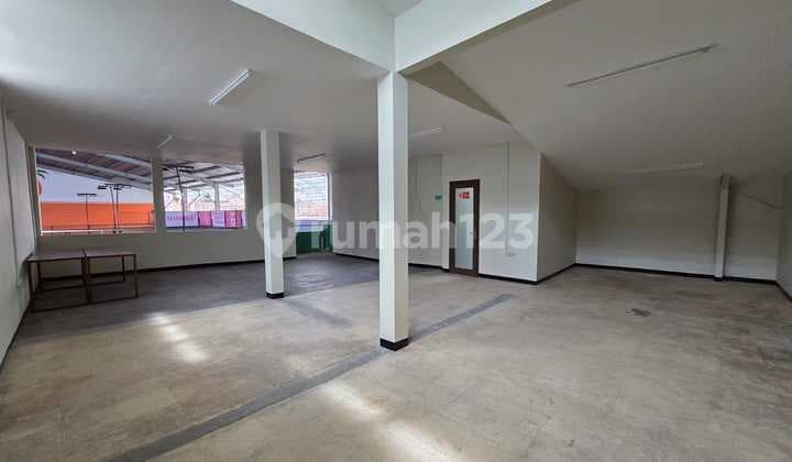 Ruang-Usaha Lt2 di Mainroad Jendral Sudirman, Kota Bandung