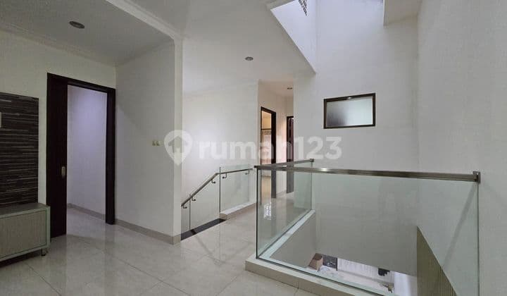 Sewa/Jual Rumah Batununggal 2 Lantai Hadap Utara