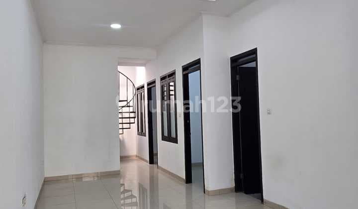 Singgasana Pradana Single-Story House, Bandung City