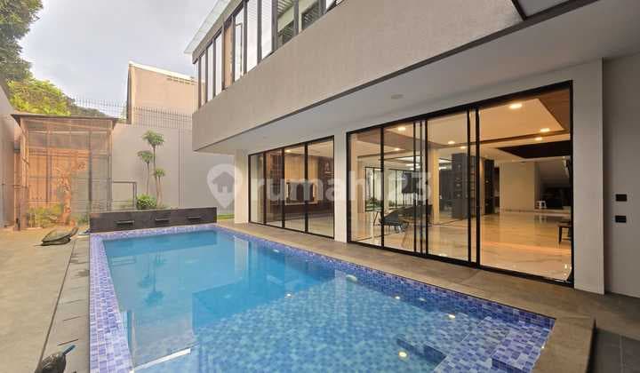 Rumah Modern Minimalist Padasaluyu, Setiabudi, Bandung