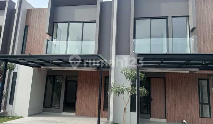 Free Biaya Notaris, Rumah, 2 Lantai, Siap Huni