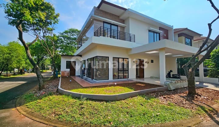 Rumah, 2 Lantai, Dekat Universitas, Bebas Banjir