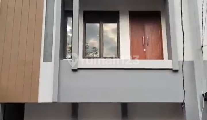 Rumah Minimalis Modern , Aman, Security 24 Jam, Dalam Komplek Megapolitan, Dekat Tol Brigif