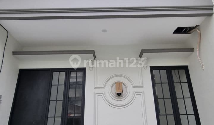 Baru Gress Minimalis 2 Lantai Wiyung Taman Pondok Indah