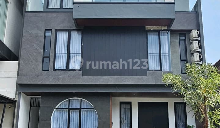 Bangunan Baru Citraland Utama Swimming Pool Full Furnished