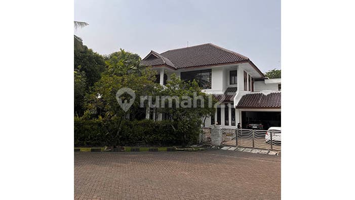 Rumah Bukit Gading Villa, Jl Kintamani, Kelapa Gading