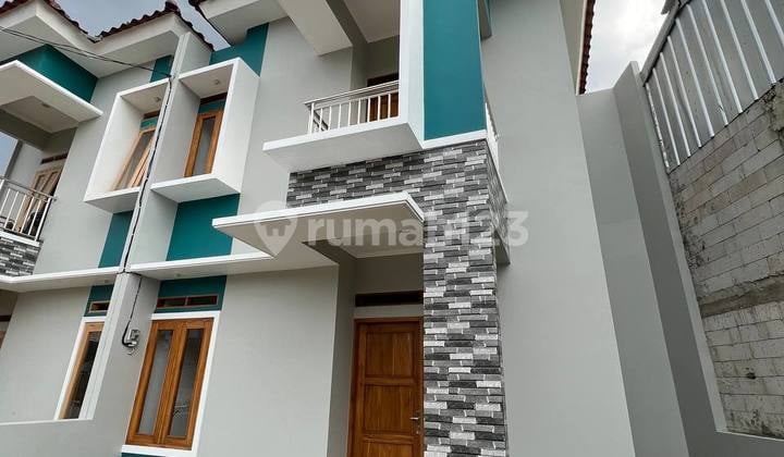 Rumah 2 Lantai Siap Huni Dekat Stasiun Kereta di Tanah Baru Depok