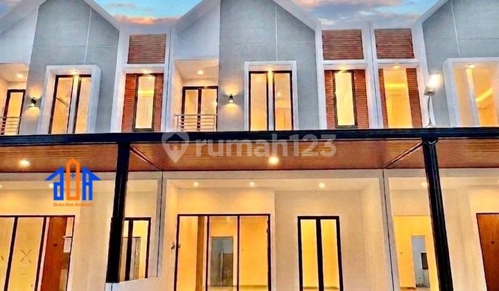 Rumah Siap Huni Tanah Luas Besar Dekat Pintu Tol Depok