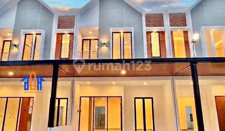 Rumah Siap Huni Tanah Luas Dekat Pintu Gerbang Tol Depok
