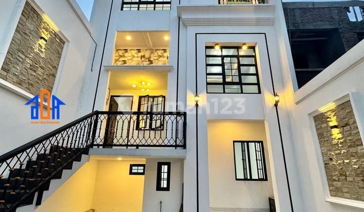 Rumah Mewah Siap Huni Dekat Tol Limo Depok