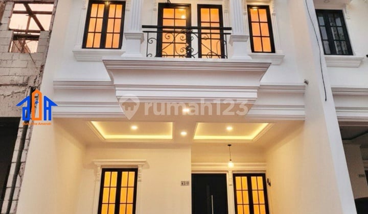 Rumah 3 Lantai Siap Huni di Beji Depok Dalam Komplek Asri