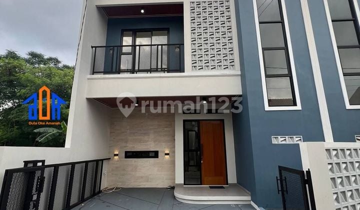 Rumah 2 Lantai Siap Huni Di Pancoran Mas Akses 900 Meter Ke Tol