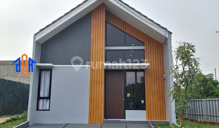 Cluster Rumah Modern di Jalan Raya Dekat Stasiun Kereta Api
