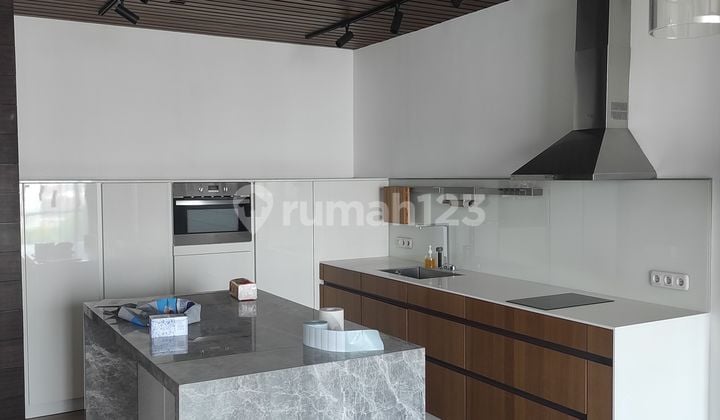Sumatra 36 Apartment 2 Bedrooms Good Semi-Furnished