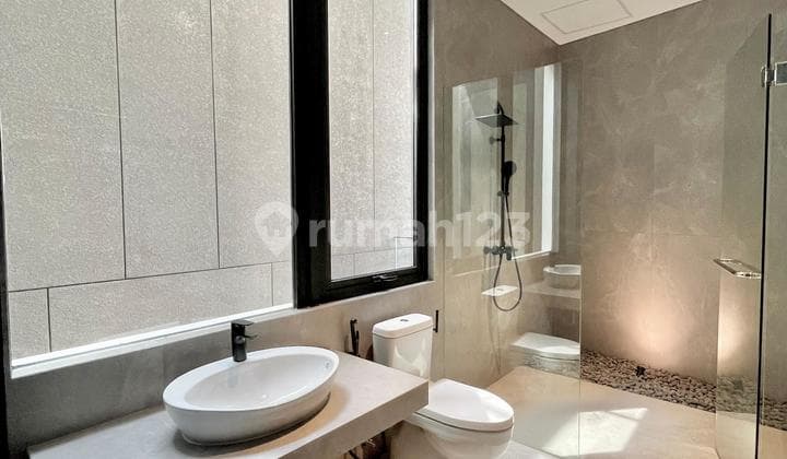 Jual Rumah Baru Minimalis Graha Famili Vb Luas 288M2 Full Furnished Hadap Utara PPJB