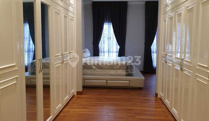 Rumah Full Furnished Cluster Mennagio Rumah Lebar 10 Meter Gading Serpong