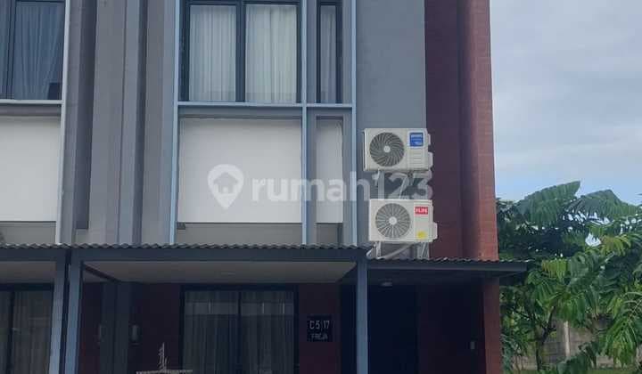 Disewakan Rumah Freja BSD Full Furnished Posisi Hoek Dekat Tol Mall Aeon