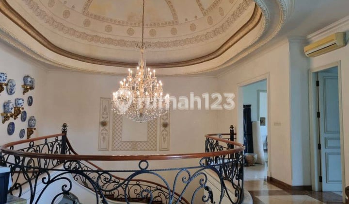 Luxury House In Karawaci Golf Estate Best Price