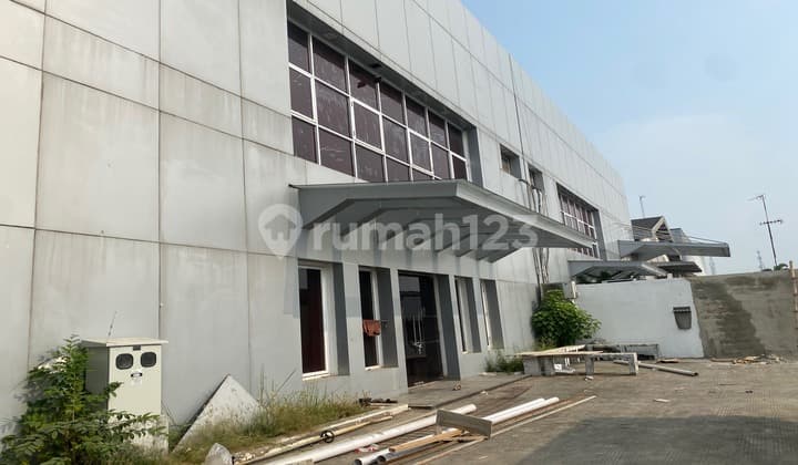 Gudang Gandeng Di Delta Silicon 3 Masing Masing Luas 1186 M2