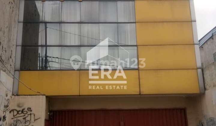 Dijual Ruko 3 Lantai di Pinggri Jalan Raya Surotokunto Karawang, SHM