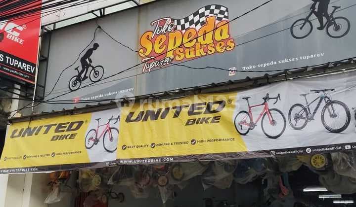 Dijual Bangunan Komersil di Jalan Utama Tuparev Karawang