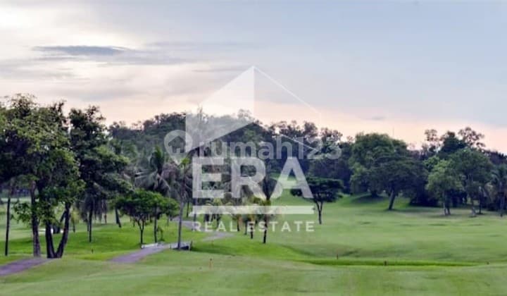 Tanah Kavling dengan View Lapangan Golf di Karawang Barat