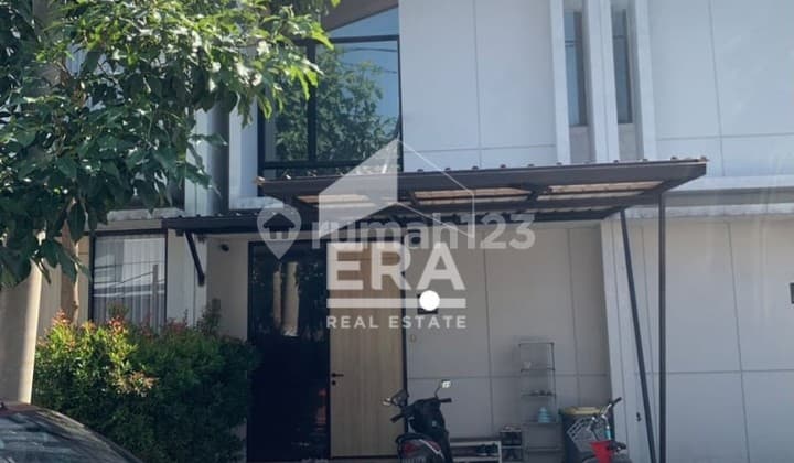 For Sale House in Rolling Hills Karawang, Furnished